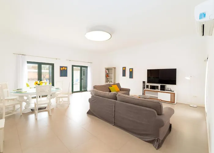 Βίλα Diamond By *